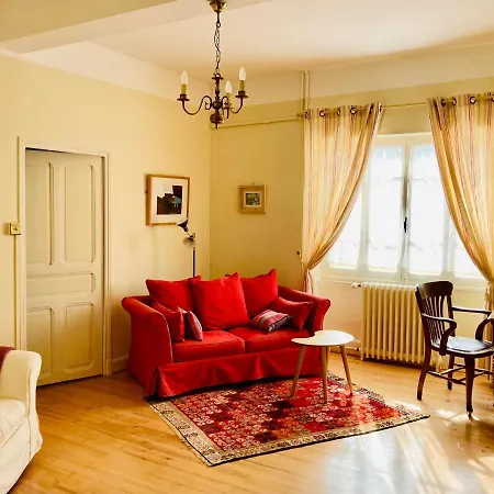 Le Petit Cochon Bed & Breakfast