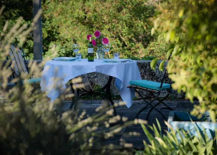 Le Petit Cochon Bed & Breakfast 3*