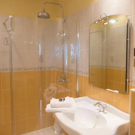 Le Petit Cochon Bed & Breakfast