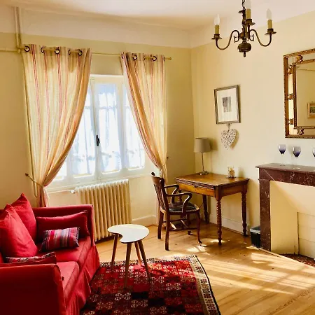 Le Petit Cochon Bed & Breakfast 3*